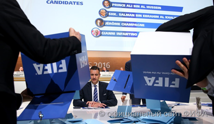 Президент ФИФА не был избран по итогам первого раунда