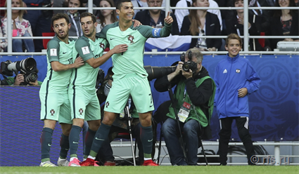 Сборная Португалии переиграла команду Мексики в утешительном финале Кубка конфедераций по футболу (видео)