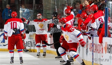 Юниорская сборная России по хоккею проиграла словакам на Турнире четырех наций