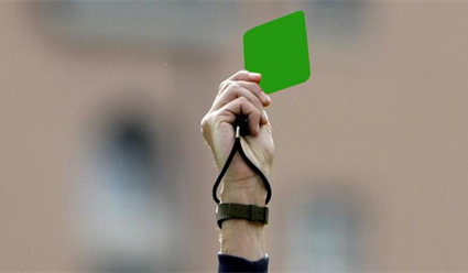Зеленая карточка за fair play впервые была показана футболисту в Италии (видео)