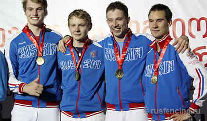 Российские саблисты завоевали золото в командном первенстве на ЧЕ-2017 по фехтованию в Тбилиси