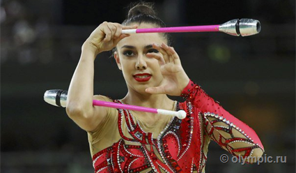 Маргарита Мамун стала олимпийской чемпионкой по художественной гимнастике (видео)