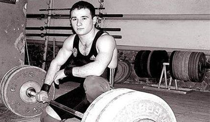 В Краснодарском крае погиб двукратный чемпион Европы по тяжелой атлетике Сергей Петросян