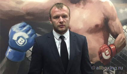 Суд частично удовлетворил иск бойца Александра Шлеменко, допустив к поединкам в США