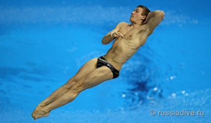 Евгений Кузнецов выиграл бронзу в прыжках в воду с трамплина на этапе Мировой серии в Казани