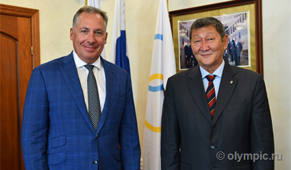 Президент ОКР провел рабочую встречу с руководителем Российской Федерации стрельбы из лука