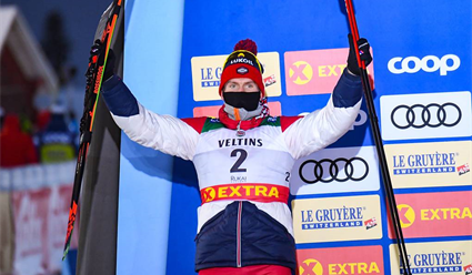 Российские лыжники заняли весь пьедестал в гонке на 15 км на этапе Кубка мира в Давосе