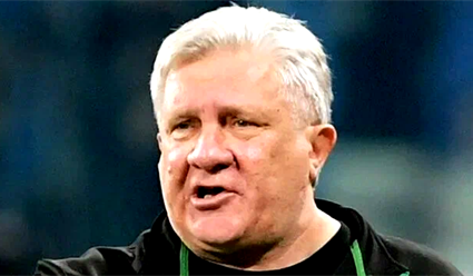 Футбольный "Факел" объявил об уходе главного тренера Сергея Ташуева