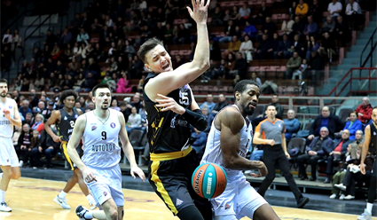 Баскетболисты "Автодора" победили "Астану" в матче Единой лиги ВТБ