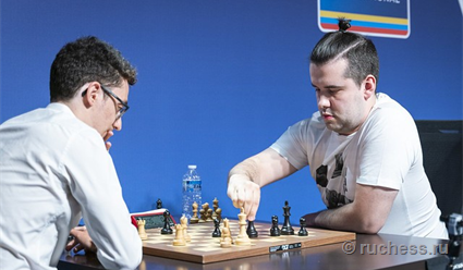 Ян Непомнящий и Александр Грищук преследуют лидера на этапе Grand Chess Tour в Париже