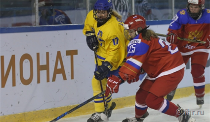 Евгений Бобарико: Российские хоккеистки никого не опасаются на молодежном чемпионате мира