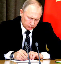 Владимир Путин поручил подготовиться к празднованию 90-летия самбо в 2028 году