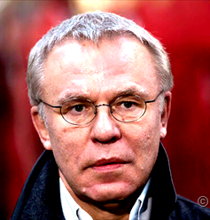 Вячеслав Фетисов: Считаю не правильным показывать на федеральных каналах соревнования Олимпийских игр 2026 года