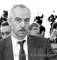 Александр Войнов: Взгляд ИИ на комментарии к публикации "О допуске, патриотизме и кривом зеркале мирового спорта"